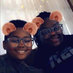 Meet your Posher, Elijah